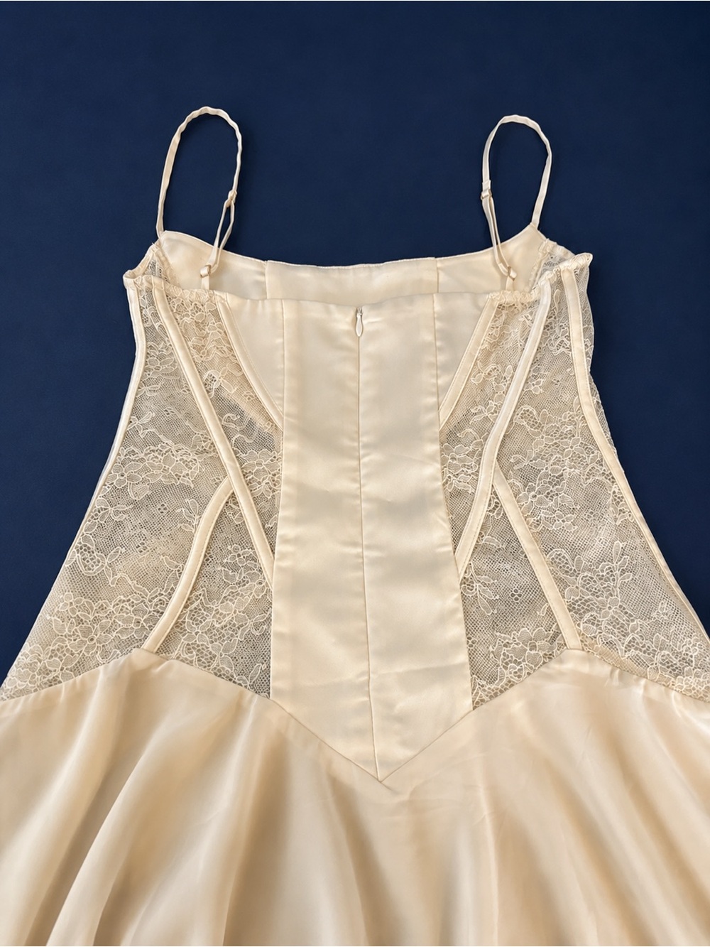 Oh Polly Ivory Lace Corset Babydoll Mini Dress
Size US 4
Coquette|Fairycore - Picture 5 of 7